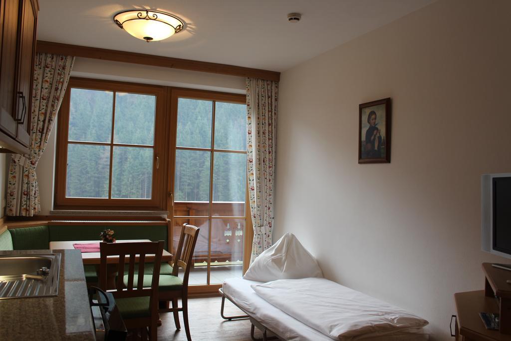 Appartementhaus Schuetzenhof Schied Grossarl Szoba fotó
